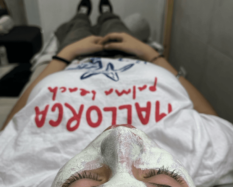 Limpieza Facial + Masajes Faciales