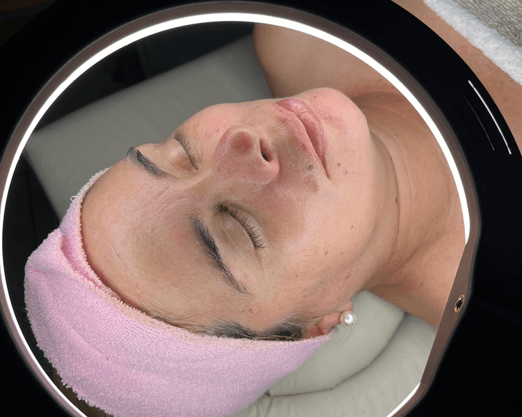 Limpieza Facial con Peeling + Masajes + Alta Frecuencia