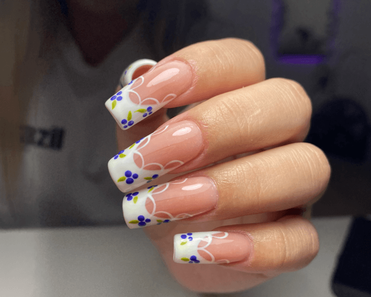 Esculpidas en acrílico o poligel