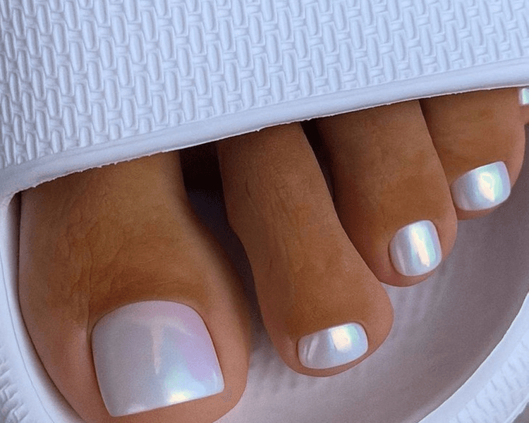 Belleza de Pies con Esmaltado Semipermanente