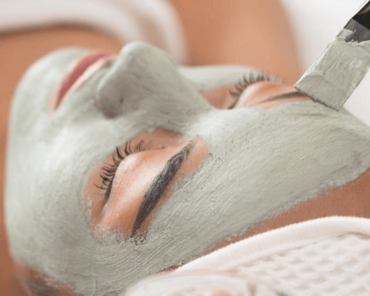 Limpieza Profunda + Dermaplaning