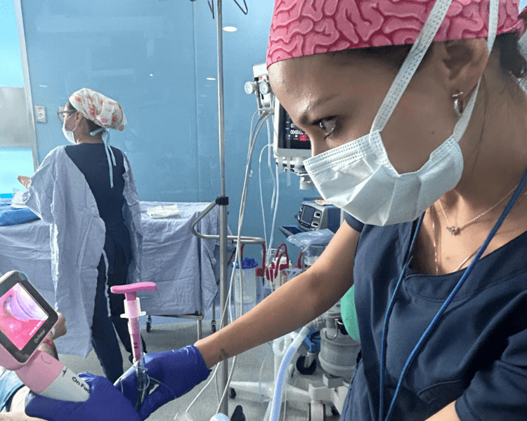 Cirugía General y Laparoscópica