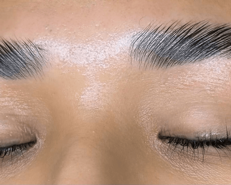 Diseño y depilación de ceja