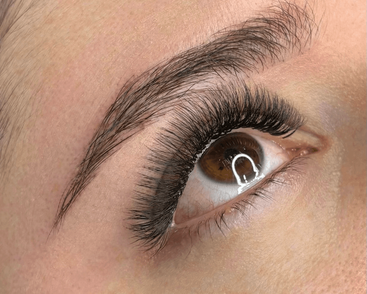 Extensiones de pestañas 4D