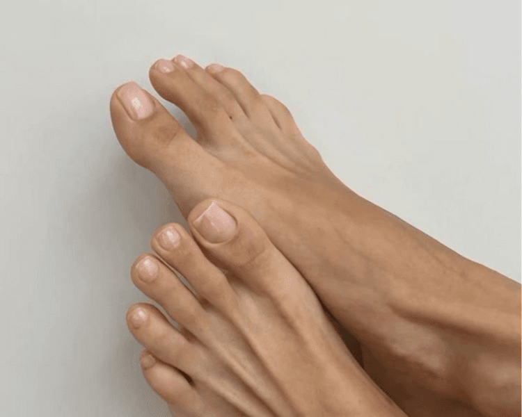 Aplicaciòn de Esmalte en Pies (solo barniz)