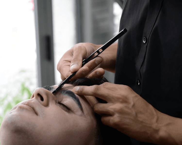 Corte de Cabello + Perfilado de Barba + Limpieza Facial