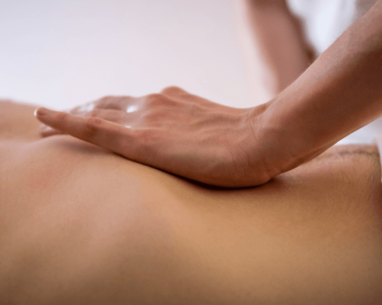 Masaje californiano Β· aromaterapia con aceites esenciales afrodisΓacos Β· infusiΓ³n 90min