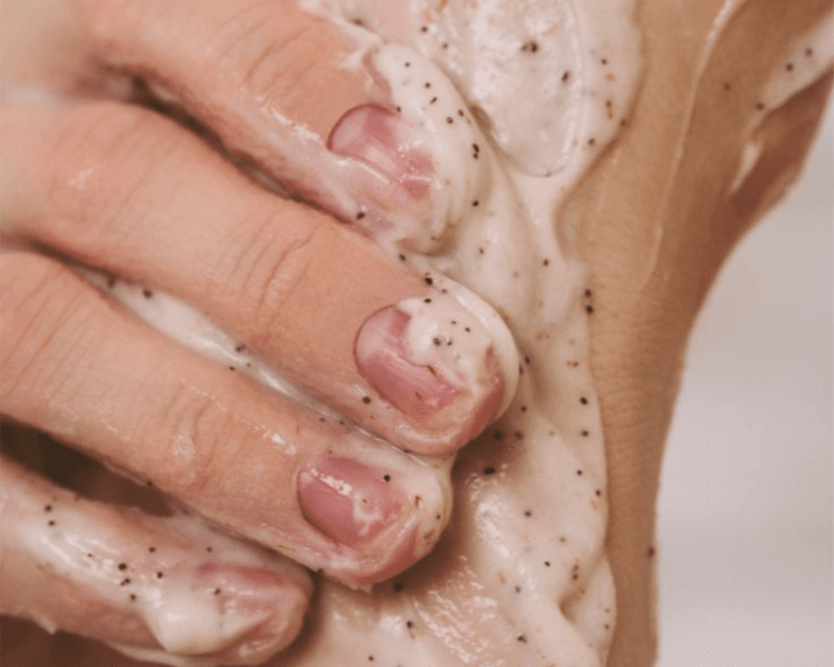 MANICURE & SCRUB de MANOS