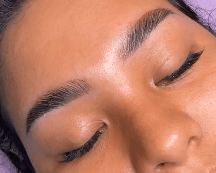 Laminación de ceja + tinte incluye diseño personalizado