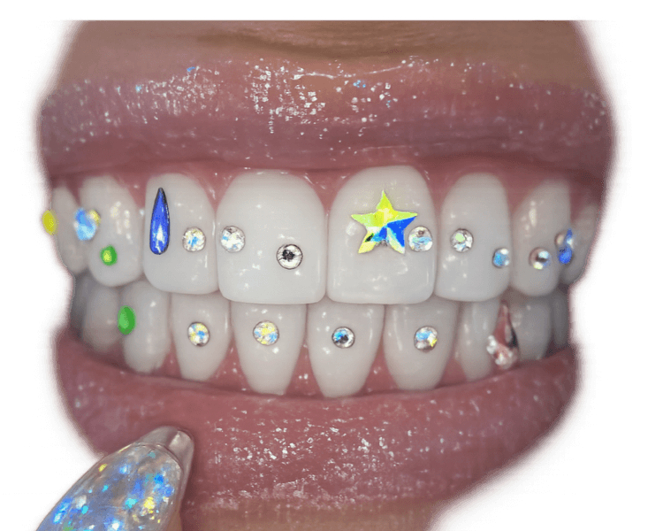 Diseño MEDIANO Swarovski personalizado (16 a 20 gemas)