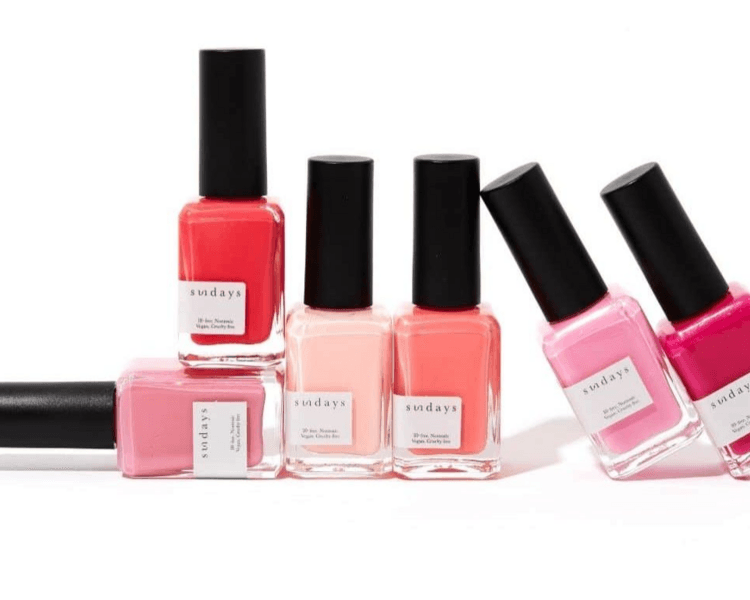 Mani y Pedi Spa Tradicional + Double Esmaltado Tradicional ( No Tóxico )