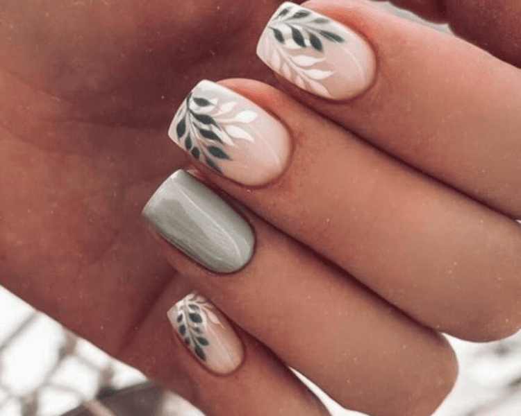 Adicional diseño 3 uñas