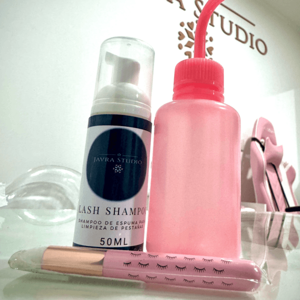 Shampoo de pestañas para limpieza