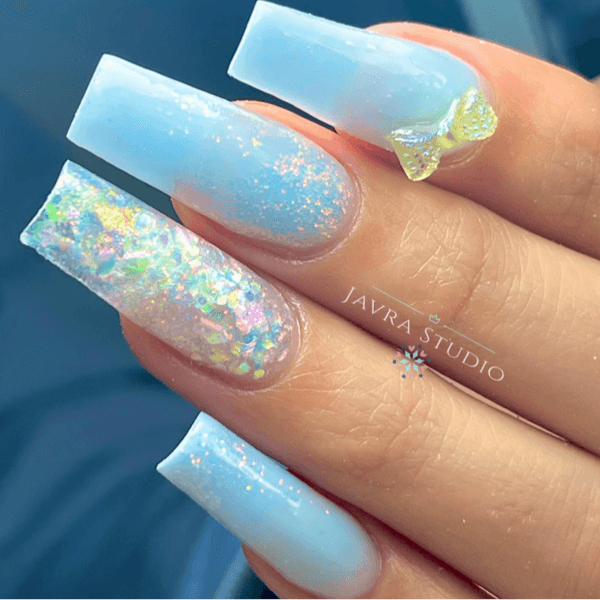 Uñas acrílicas: Mezcla de técnicas (baby booomer, francesas encapsulados)