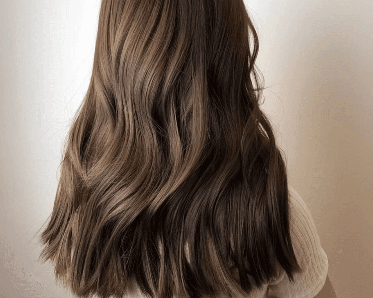 Tinte completo. Cabello Largo