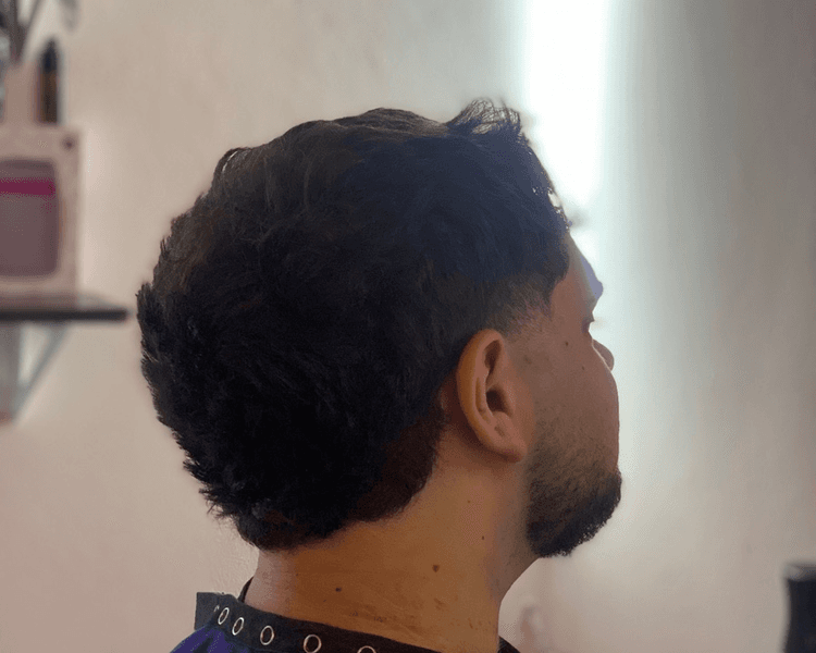 Corte de cabello + recorte/perfilado de barba