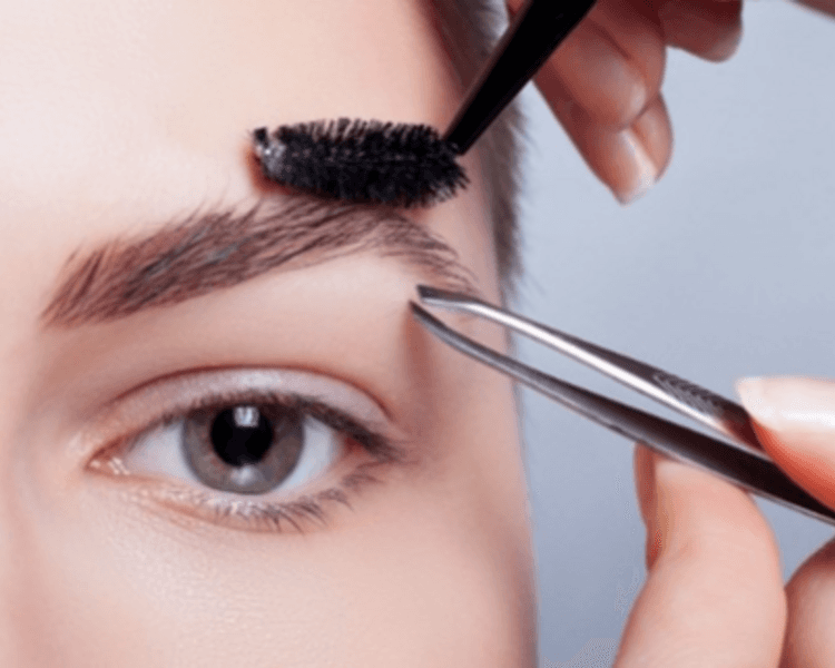 Perfilado de cejas y laminado de cejas