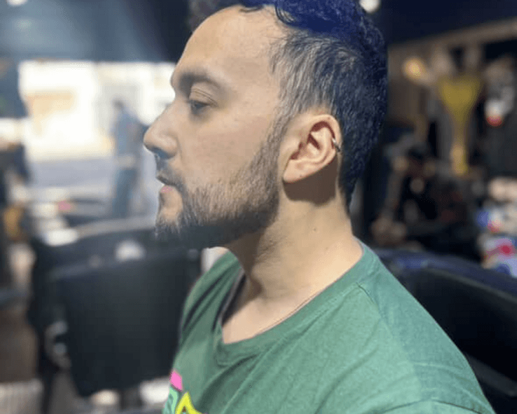 Corte de cabello y cejas