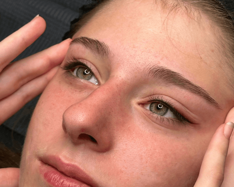 MiCROPIPIGMENTACION OJOS COMPLETOS