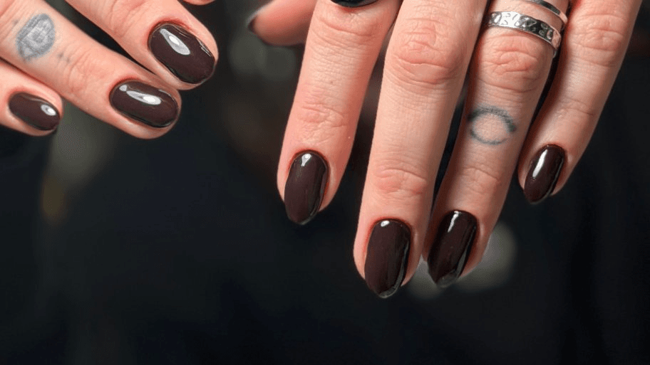 Nahomy Suesvergs Nails banner