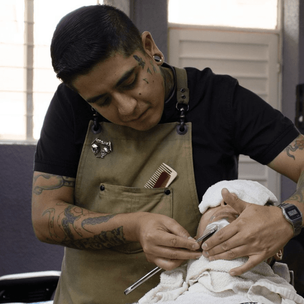 Afeitado Clásico, Arreglo, Delineado o Afeitado completo (con toallas)