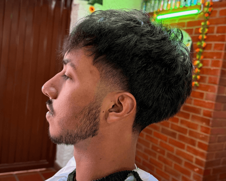 Corte de cabello + barba + cejas