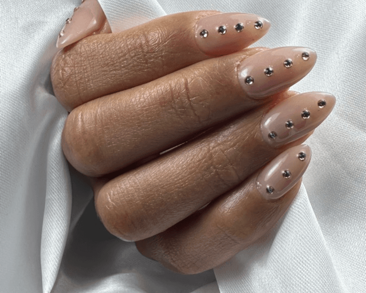 Sistema de uñas Polygel (Esculpido o Tips