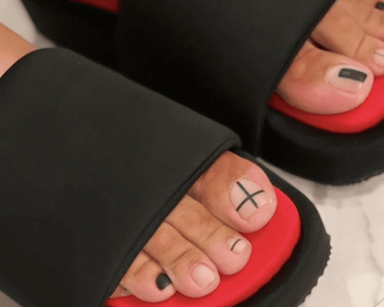 PEDICURA SEMIPERMANENTE CABALLERO