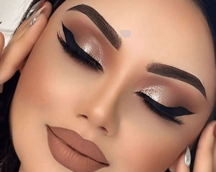 MAQUILLAJE DE 15 FIESTA DESDE