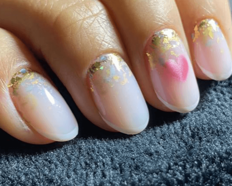 Esmaltado Permanente con refuerzo (capping o baño de gel)