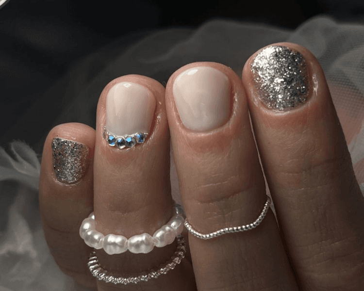 Manicure Rusa + Nivelación ( Base Rubber ) Desde