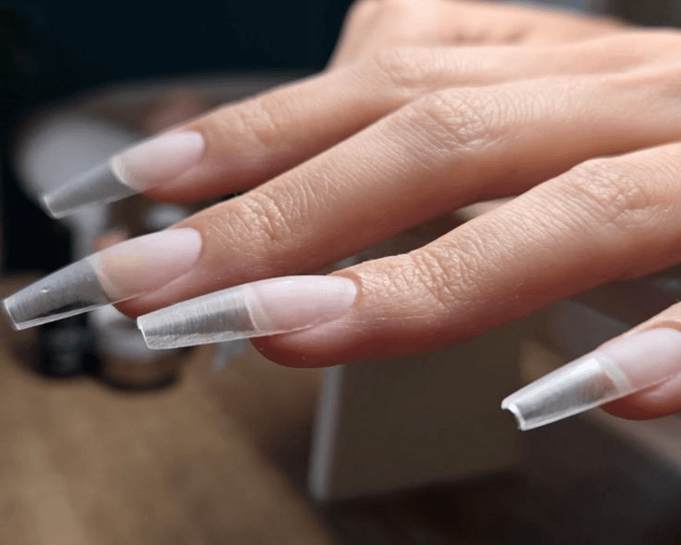 UÑAS ACRÍLICAS