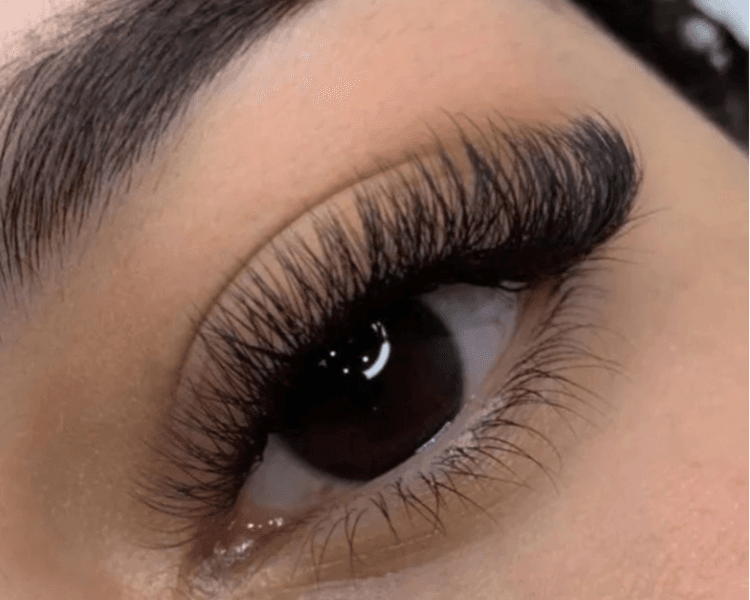 Volumen 4D +Diseño, Epilación y Sombreado con Henna de Cejas