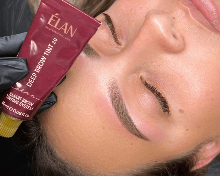 Volumen 4 D Marrón +Diseño, Epilación y Sombreado con Henna de Cejas