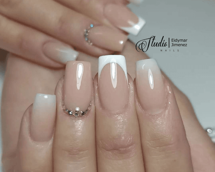 Uñas acrílicas