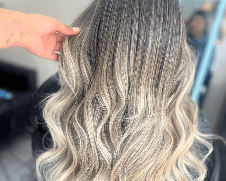Full Blonde