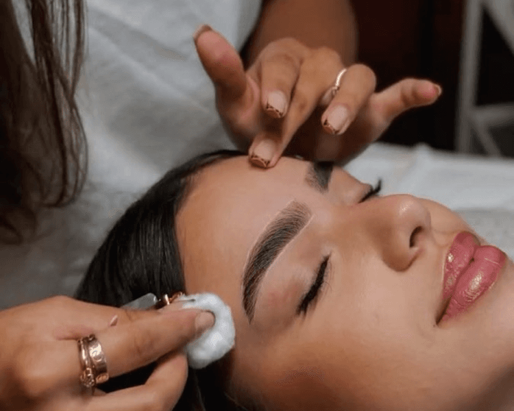 Cejas | Perfilado y Henna