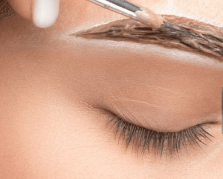 Diseño de cejas