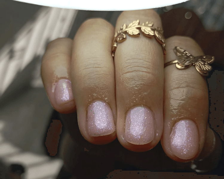 Retirado + manicura rusa