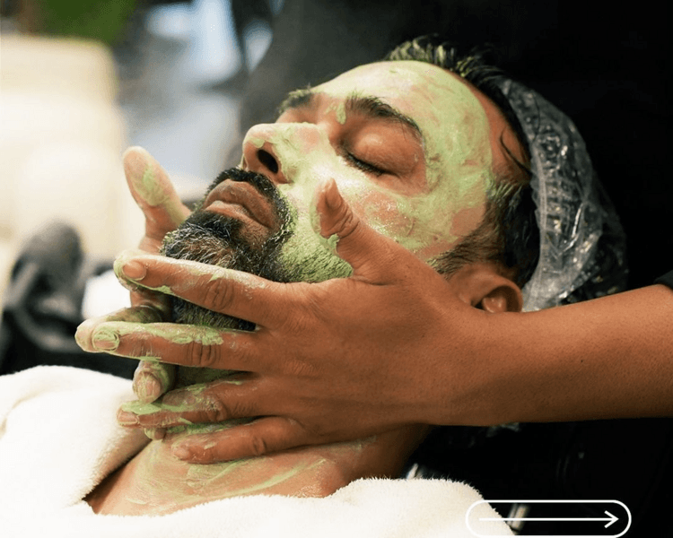 Corte de Cabello y limpieza facial.