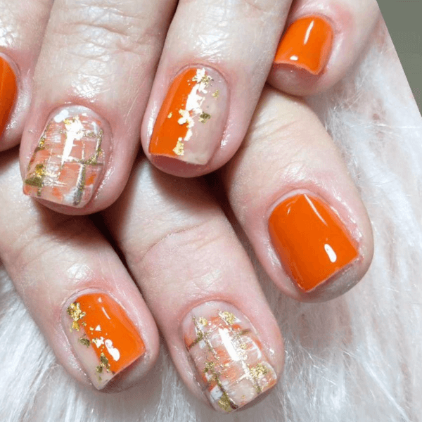 Esmaltado Semipermanente con Capa de Refuerzo (no incluye diseños en el precio)