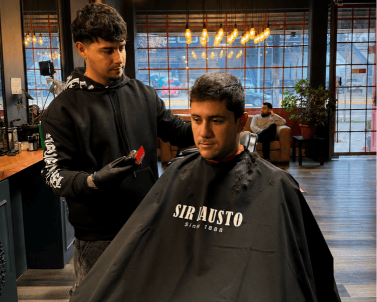 Corte de Cabello + Limpieza Facial
