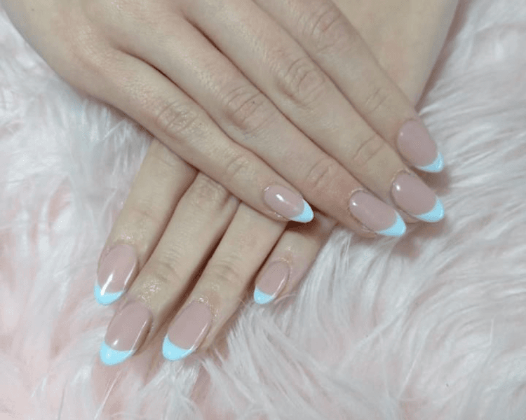 Uñas Acrílicas con tip, tamaño1-3 de 1-2 tonos lisos