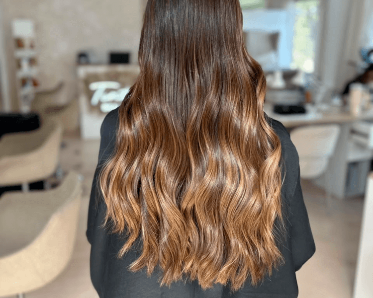 Balayage Morena Iluminada