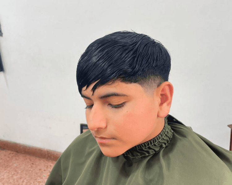 Alisado de hombre.