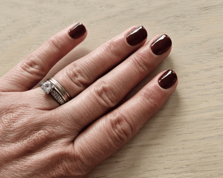 Manicure permanente un tono con Marie