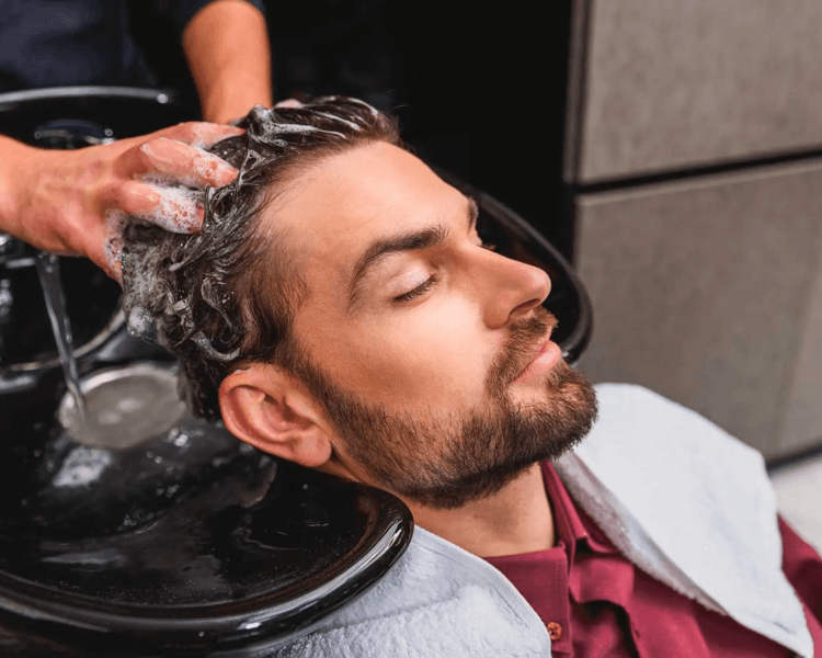 LAVADO DE CABELLO – HOMBRE 💆🏻♂️