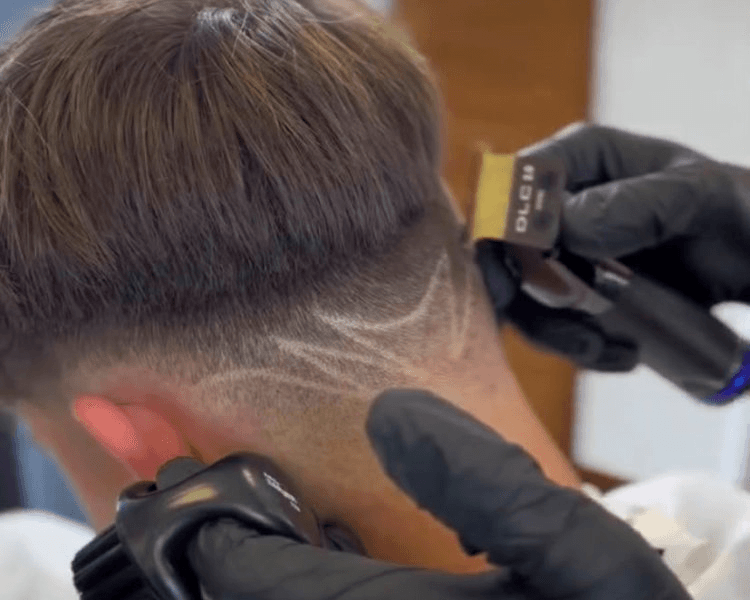 Visagismo Completo ( corte,barba,cejas,canas)