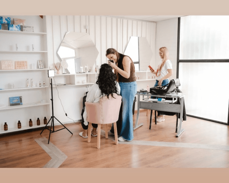 Maquillaje & Peinado Para Novias