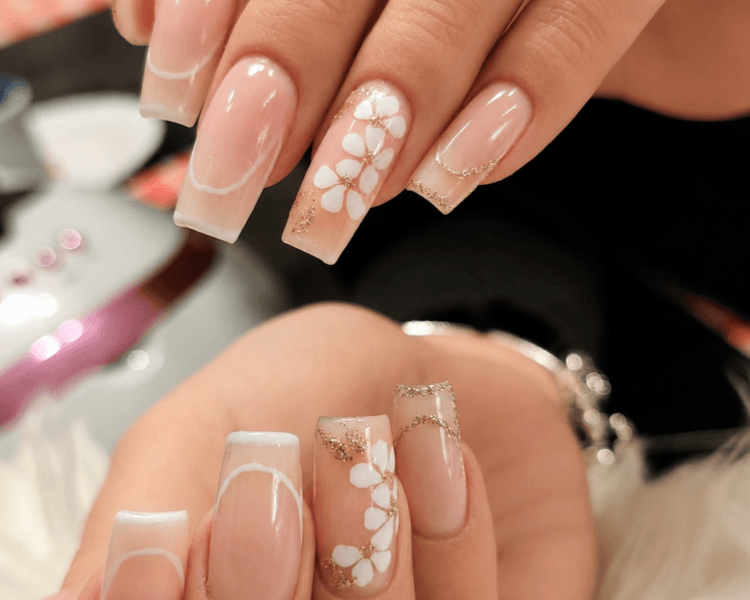 PROMOCIÓN SISTEMA POLYGEL, GEL, O ACRÍLICO 2 AMIGAS X 35. 000 (NO VÁLIDO A DOMICILIO)